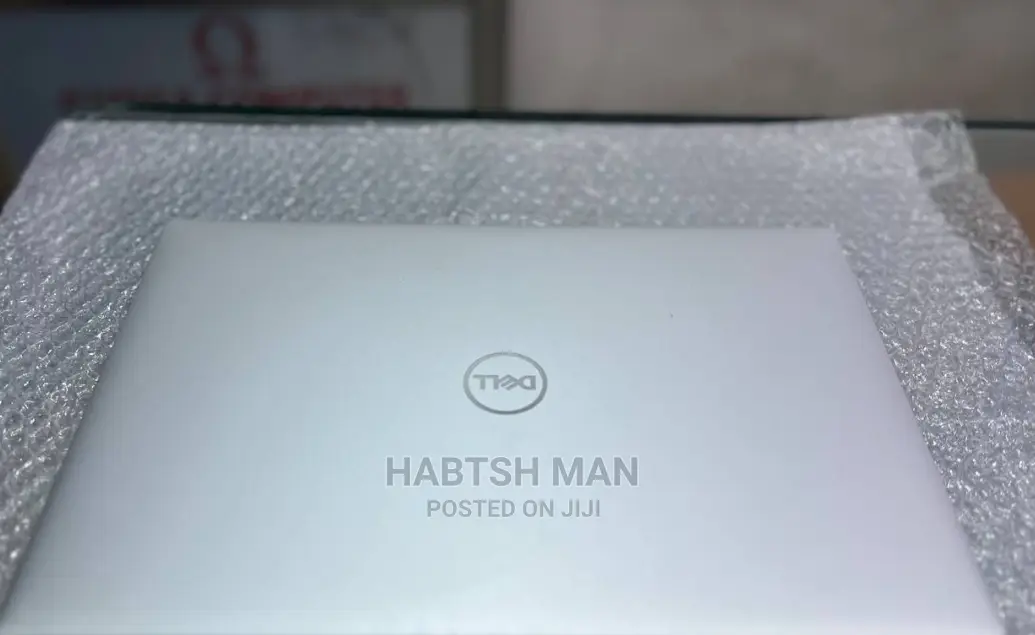 New Laptop Dell XPS 15 32GB Intel Core I9 SSD 512GB