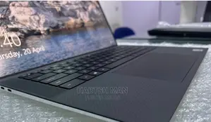 New Laptop Dell XPS 15 32GB Intel Core I9 SSD 512GB