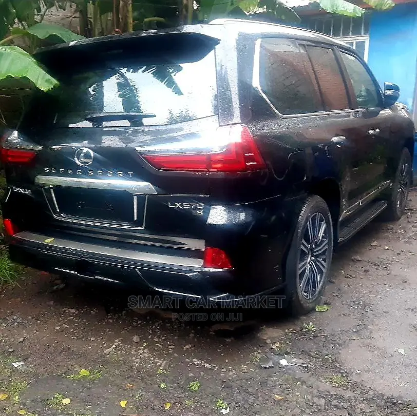 New Lexus LX 2023 Black