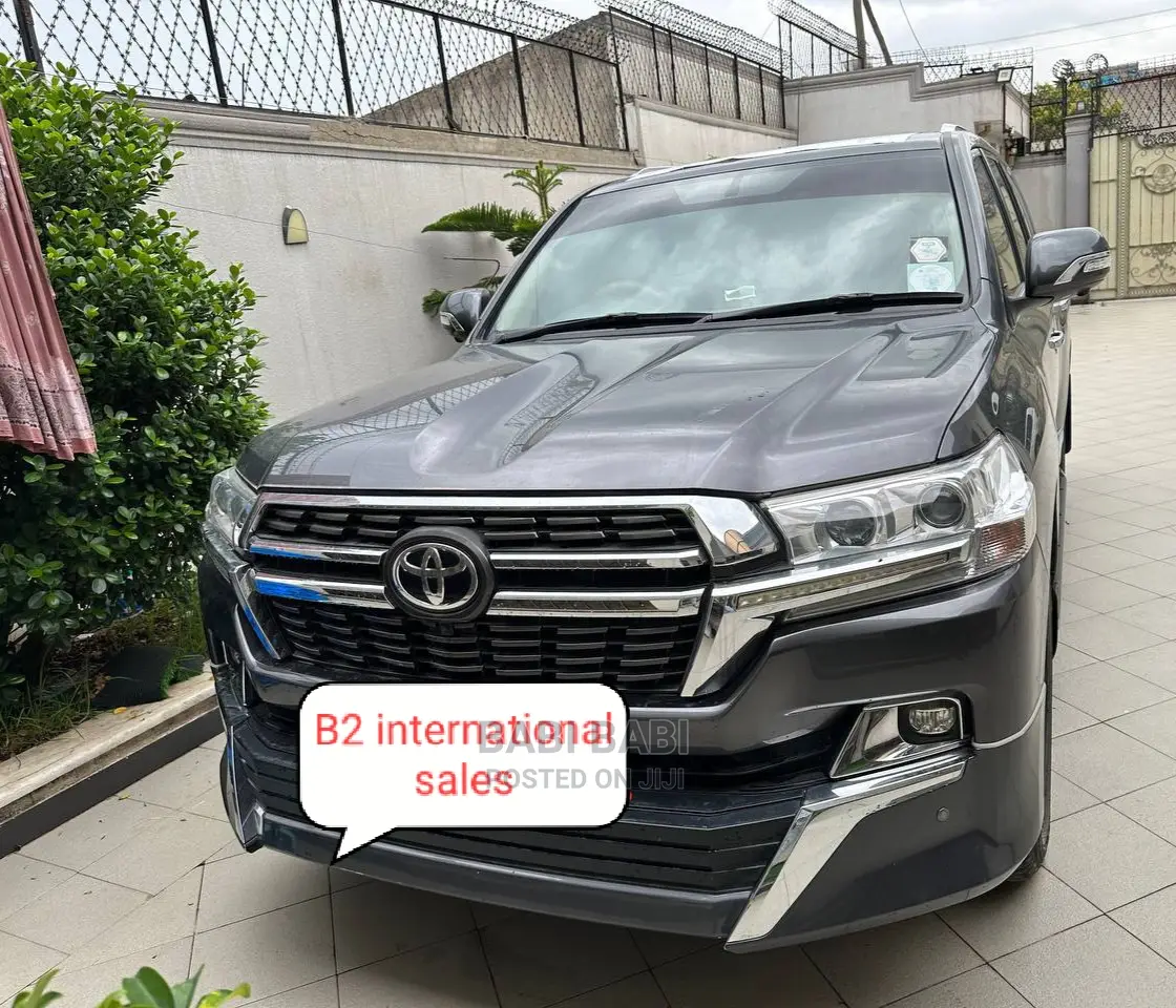 Toyota Land Cruiser 2020 Gray