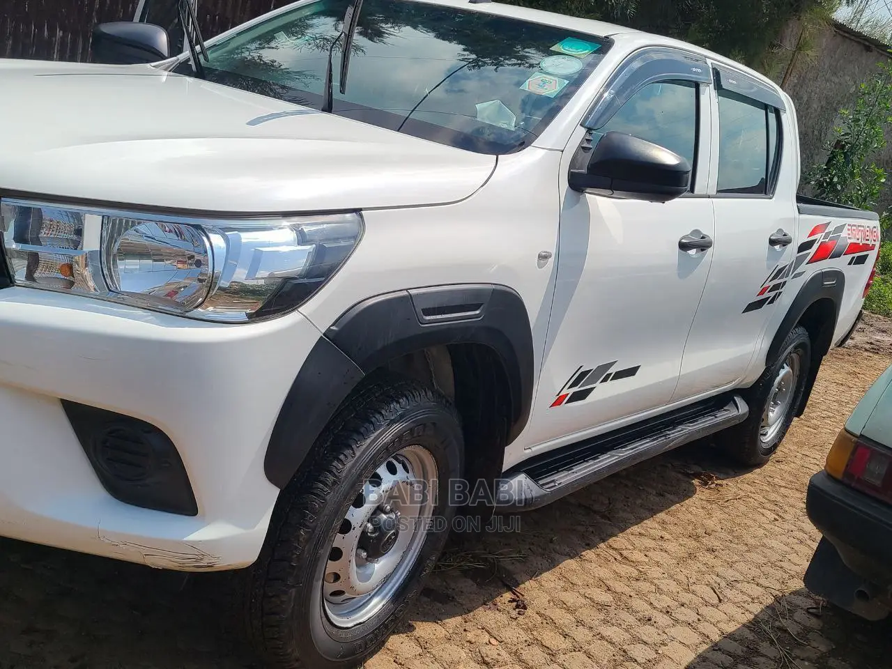 Toyota Hilux 2017 White