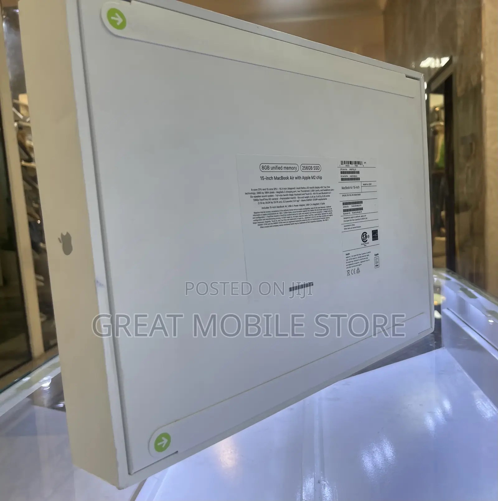 New Laptop Apple MacBook Air 2023 M2 8GB Apple M2 SSD 256GB