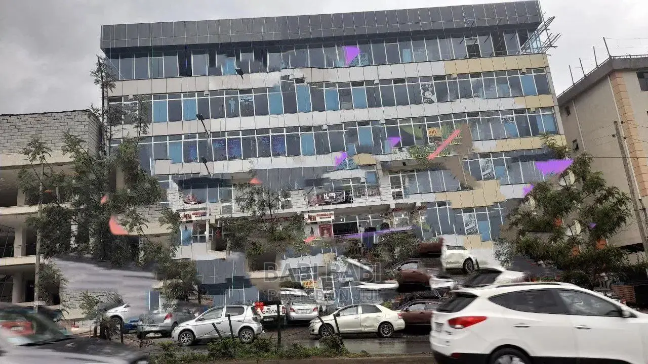 Total 2611M2 Building Rest on 600M2 G+5