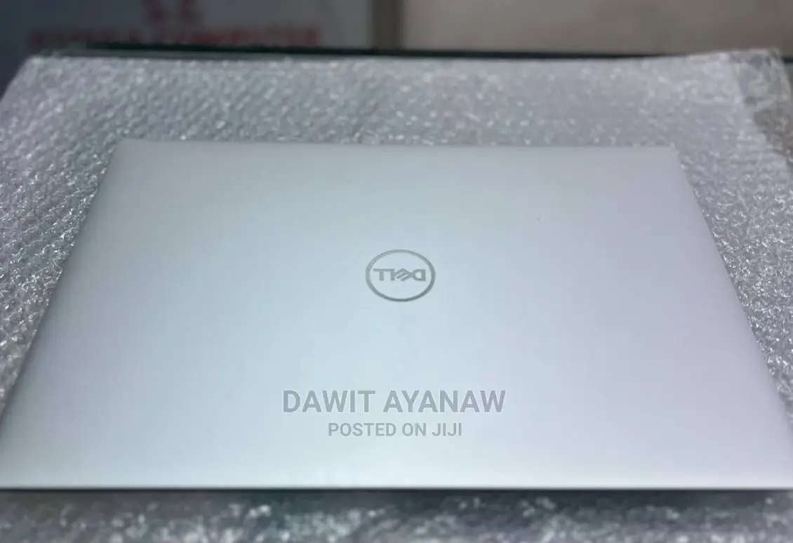 New Laptop Dell XPS 15 32GB Intel Core I9 SSD 512GB