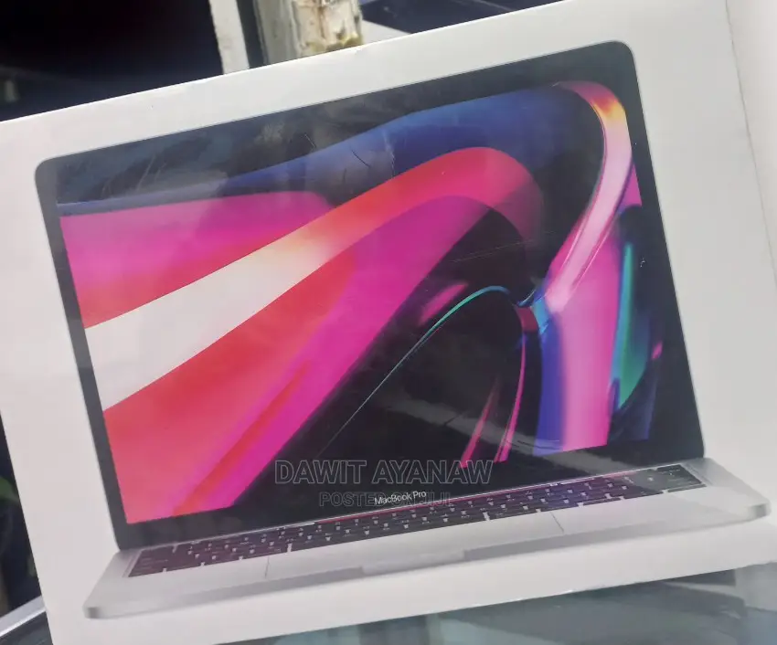 New Laptop Apple MacBook Pro 2022 M2 8GB Apple M2 SSD 256GB