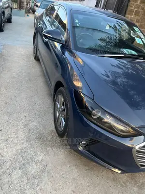 Hyundai Avante 2017 Matt Black