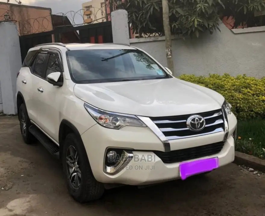 Toyota Fortuner 2020 White