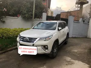 Toyota Fortuner 2020 White