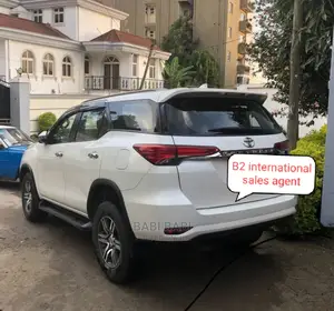Toyota Fortuner 2020 White