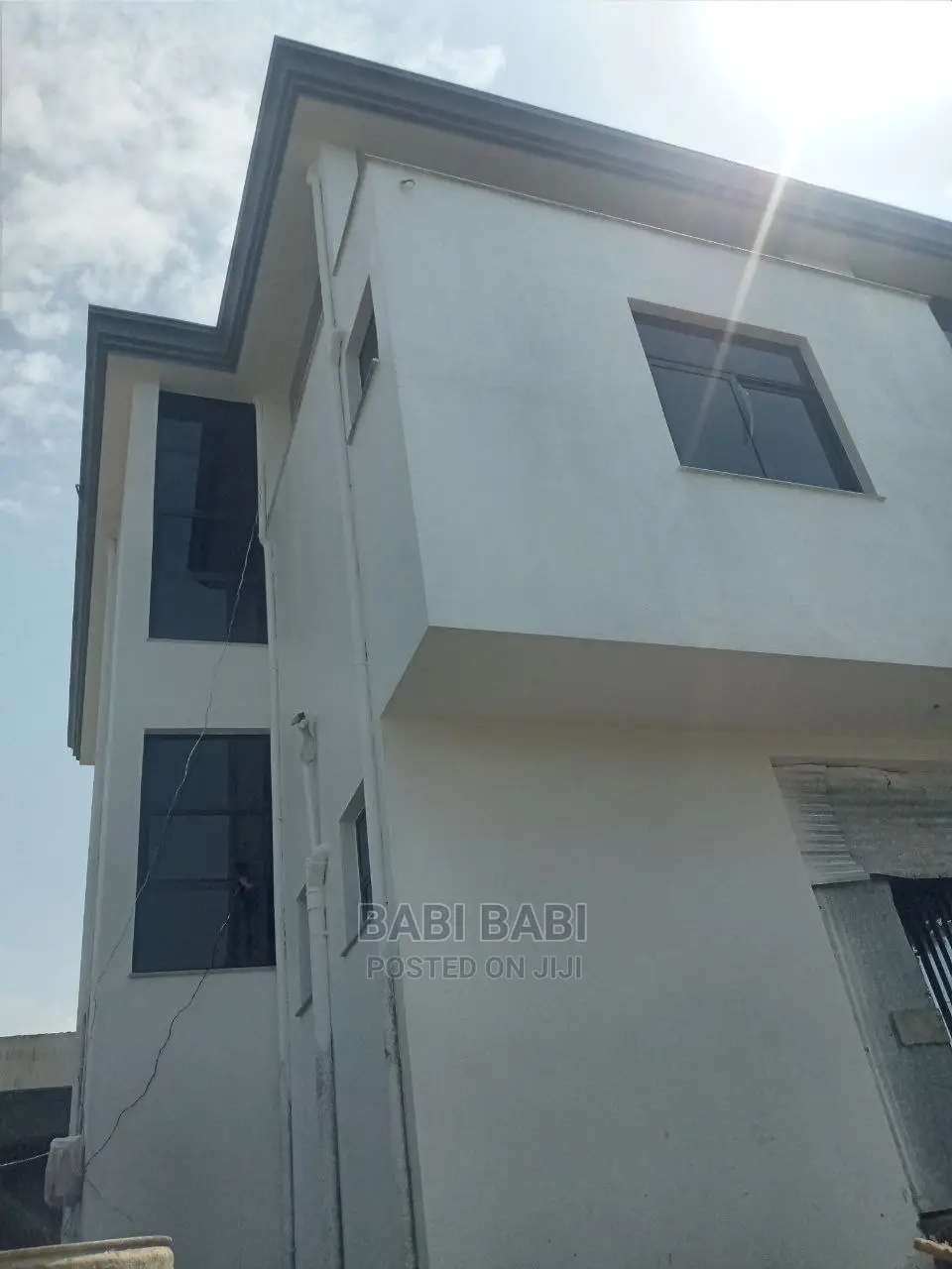 7bdrm House in Semmit Area Best, Bole for sale