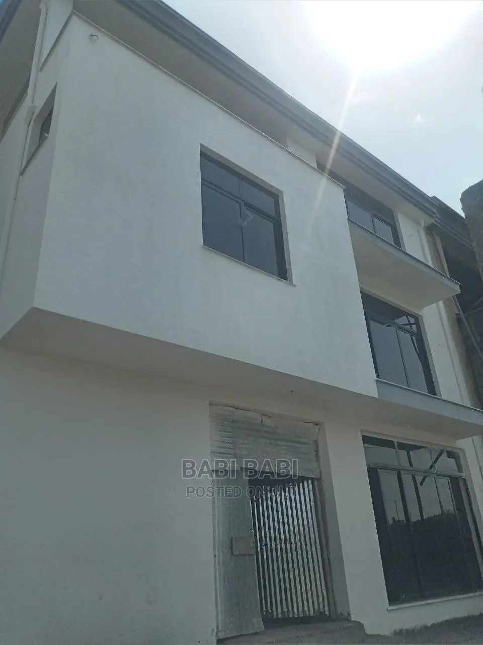 7bdrm House in Semmit Area Best, Bole for sale