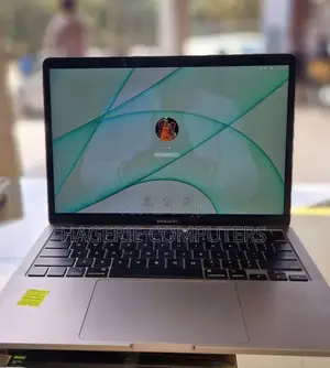 New Laptop Apple MacBook Pro 2020 M1 8GB Apple M1 Pro SSD 256GB