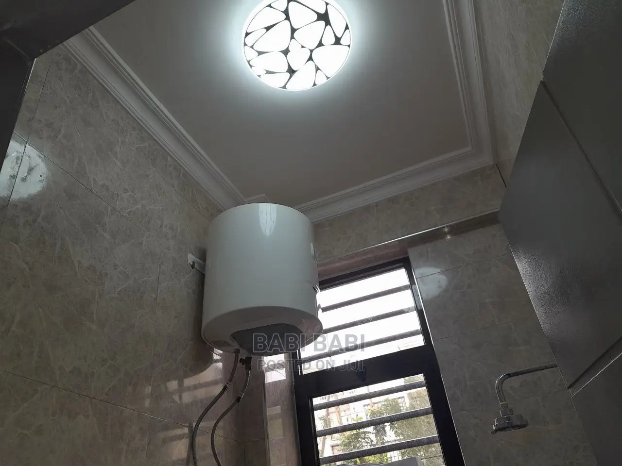 3bdrm Apartment in Semmit Area 115M², Bole for sale