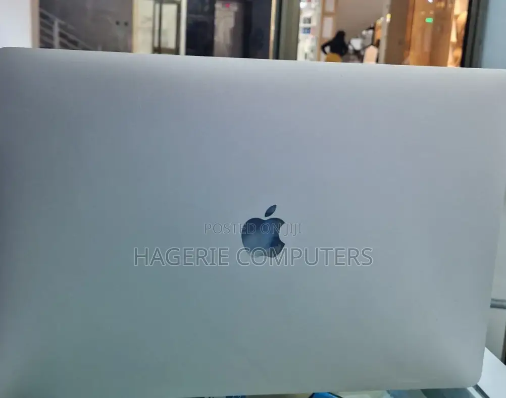 New Laptop Apple MacBook Pro 2019 32GB Intel Core I9 SSD 1T
