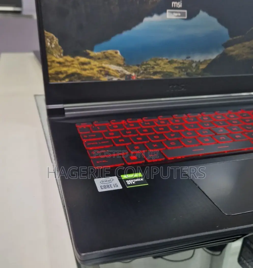 New Laptop MSI GF63 8GB Intel Core I5 SSD 512GB