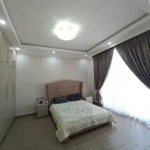 8bdrm House in G+1 Luxury On Semmit, Bole for sale