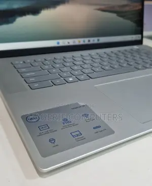 New Laptop Dell Inspiron 17 1750 16GB Intel Core I7 SSD 512GB