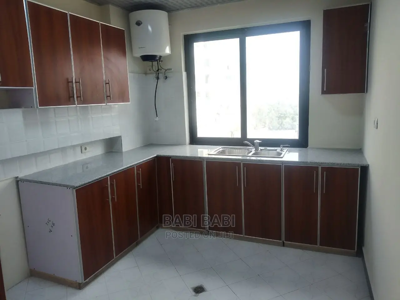 3bdrm Apartment in 152M² Around Lem, Bole for sale