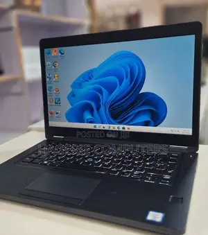 Photo - New Laptop Dell 8GB SSD 256GB