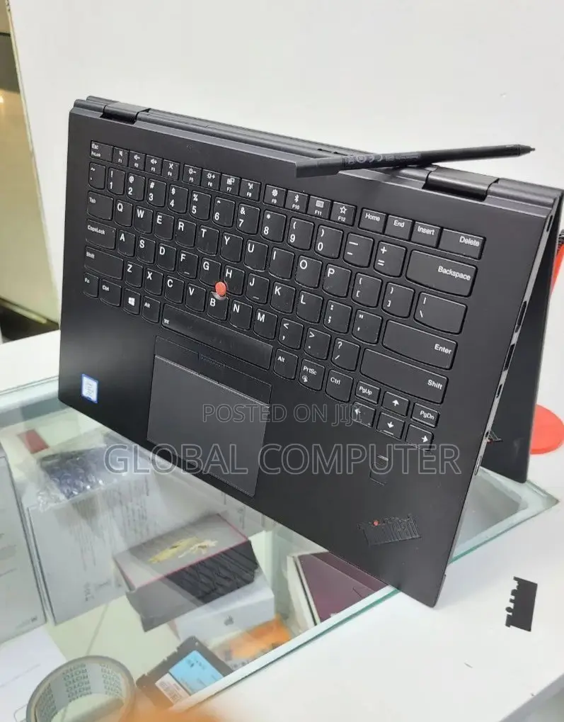 New Laptop Lenovo ThinkPad Yoga 8GB Intel Core i5 SSD 512GB