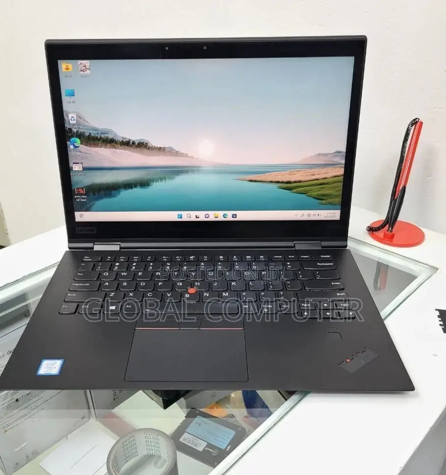 New Laptop Lenovo ThinkPad Yoga 8GB Intel Core i5 SSD 512GB