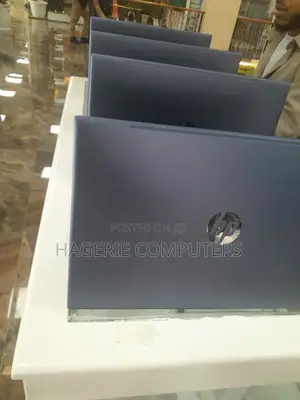 Photo - New Laptop HP Pavilion 15 8GB AMD Ryzen 5 SSD 512GB