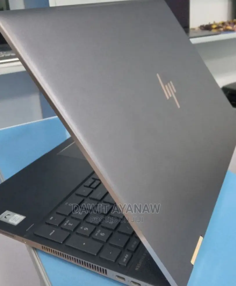 New Laptop HP Spectre 16GB Intel Core I7 SSD 512GB
