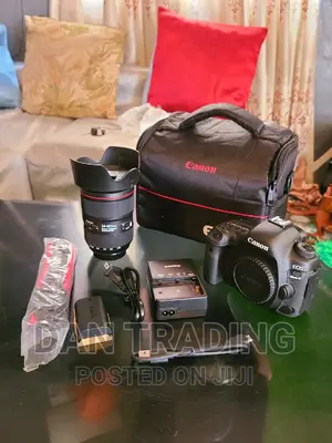 Canon EOS 5D Mark Iv(Brand New)