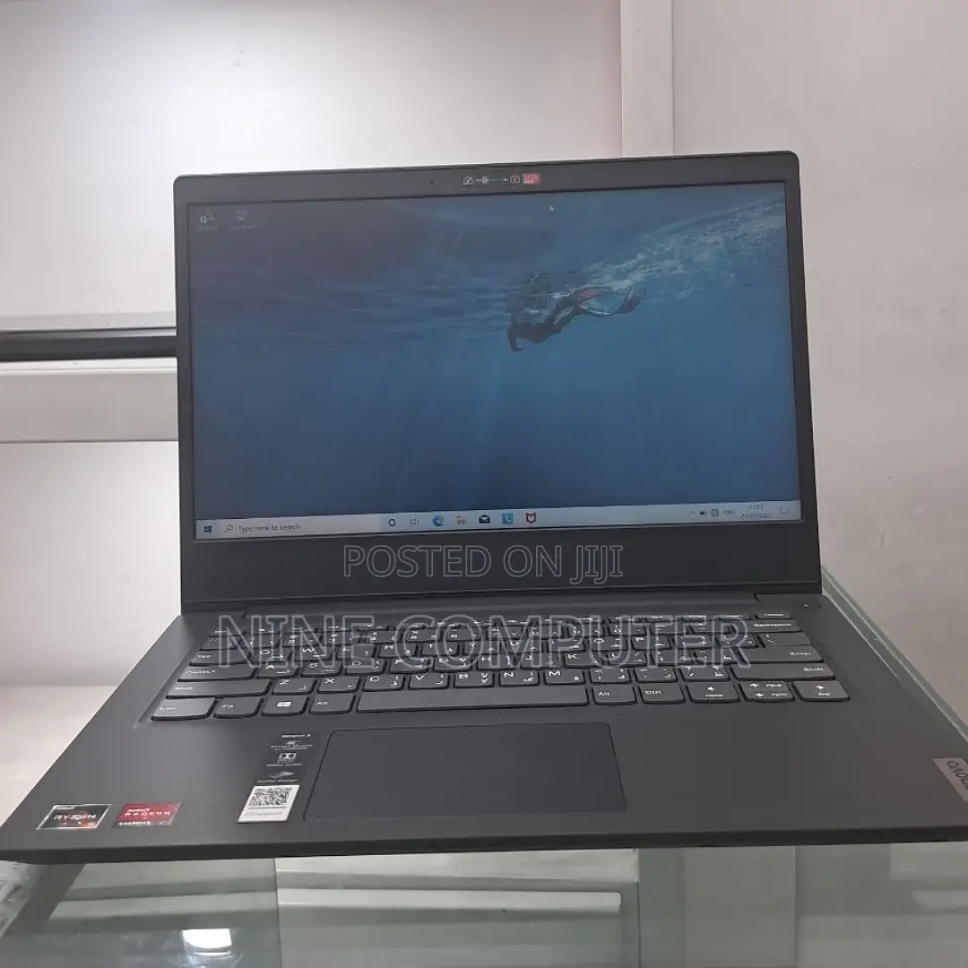 New Laptop Lenovo Ideapad 3 8GB AMD Ryzen 5 SSD 256GB
