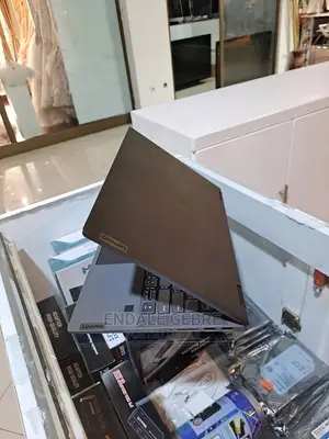 Photo - New Laptop Lenovo Flex 5 16GB AMD Ryzen 7 SSD 512GB