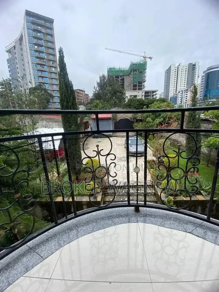 Furnished 5bdrm House in Yeka for rent