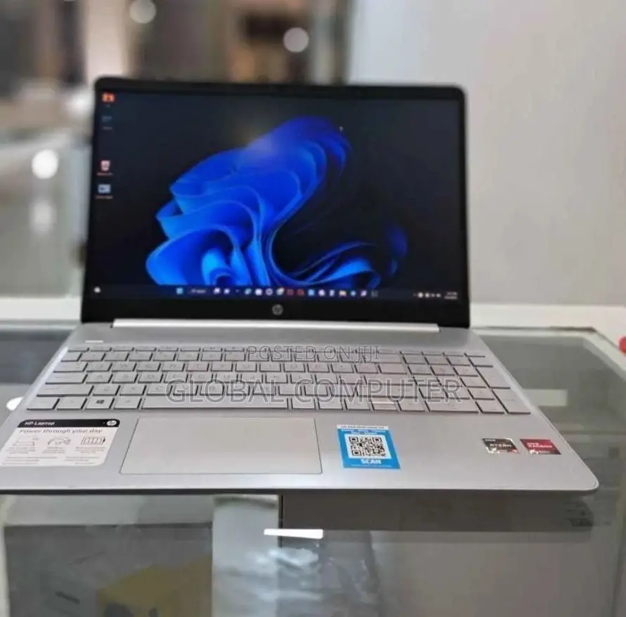 New Laptop HP Stream Notebook 8GB AMD Ryzen 5 SSD 512GB