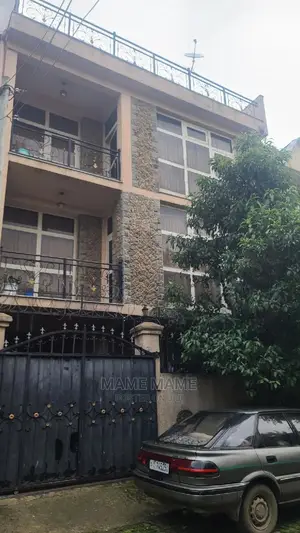 5bdrm House in Addis Abeba, Bole for sale
