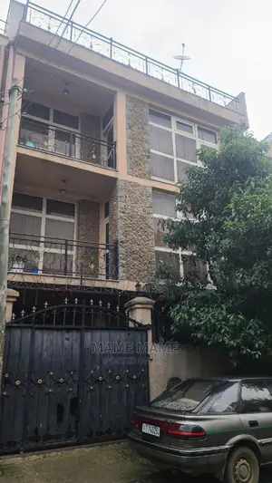 5bdrm House in Addis Abeba, Bole for sale