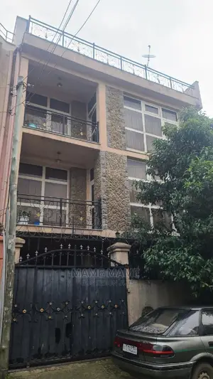 5bdrm House in Addis Abeba, Bole for sale