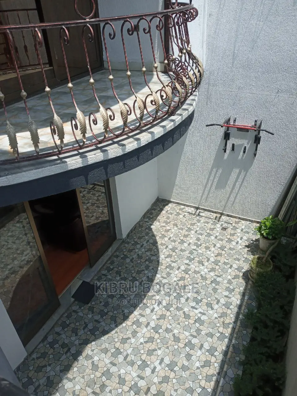 6bdrm House in Samit, Bole for sale