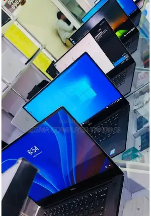 New Laptop Dell Precision 15 5520 16GB Intel Core I7 SSD 512GB