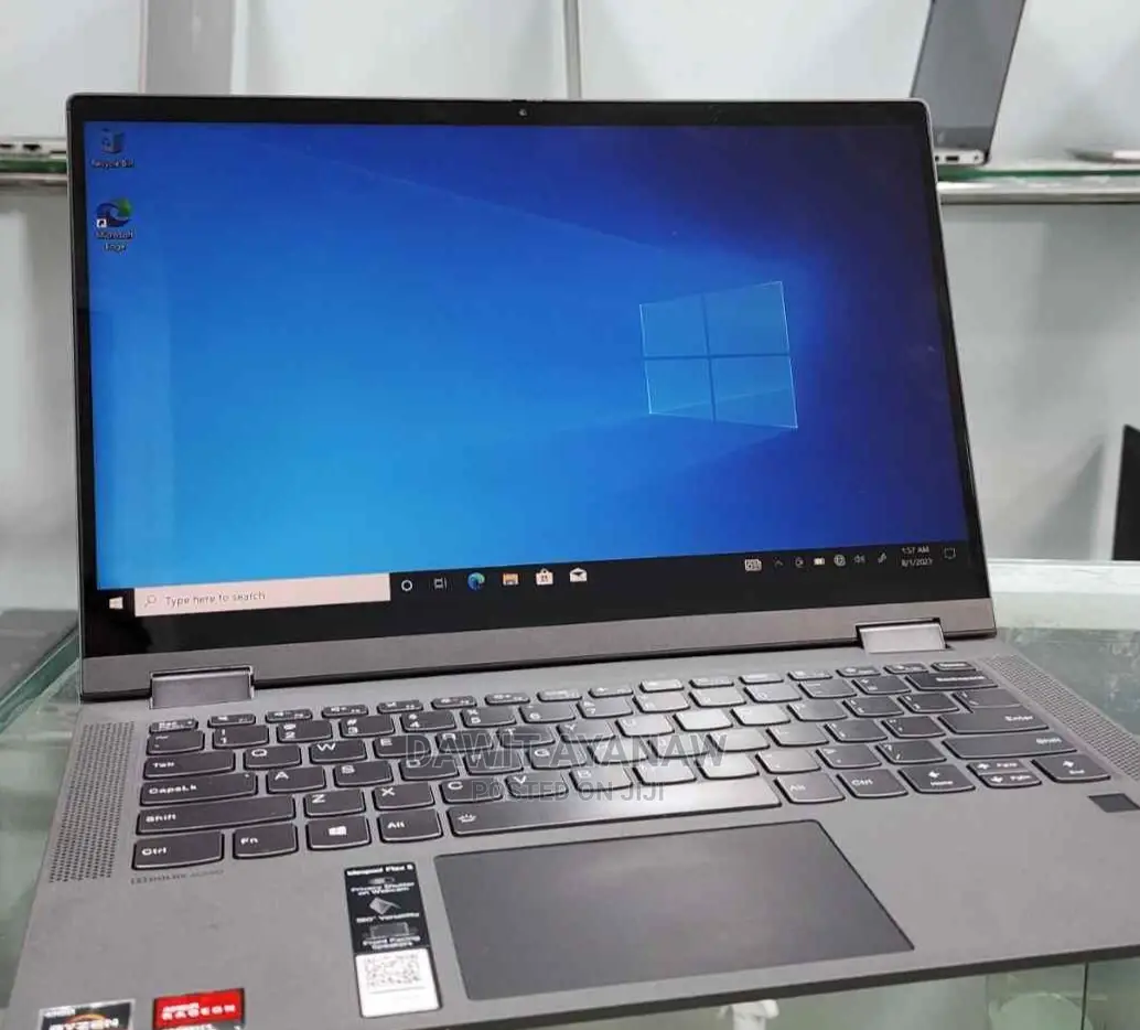 New Laptop Lenovo 8GB AMD Ryzen 7 SSD 512GB