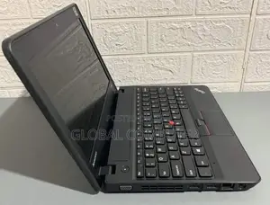 New Laptop Lenovo ThinkPad X131e 4GB Intel Pentium SSD 320GB