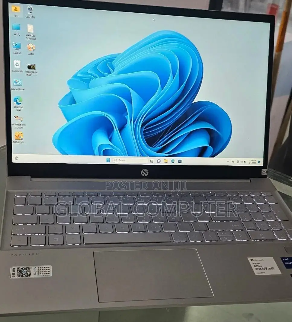 New Laptop HP Pavilion X2 210 16GB Intel Core I5 SSD 512GB