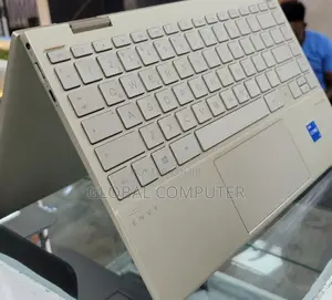 New Laptop HP Envy X360 8GB Intel Core I5 SSD 512GB