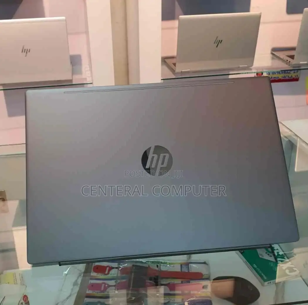 New Laptop HP Pavilion 10 8GB Intel Core I5 HDD+SSD 1T
