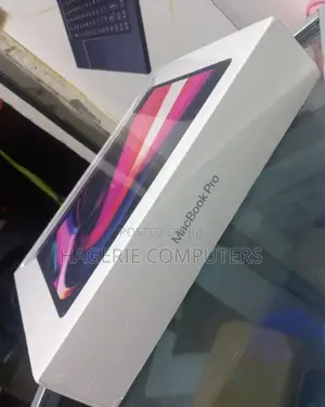 Photo - New Laptop Apple MacBook Pro 2022 M2 8GB Apple M2 SSD 256GB