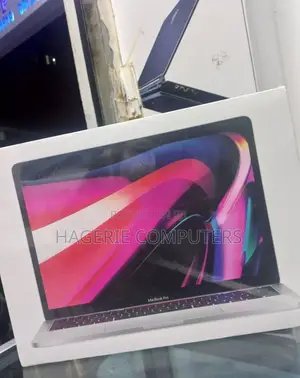 New Laptop Apple MacBook Pro 2022 M2 8GB Apple M2 SSD 256GB