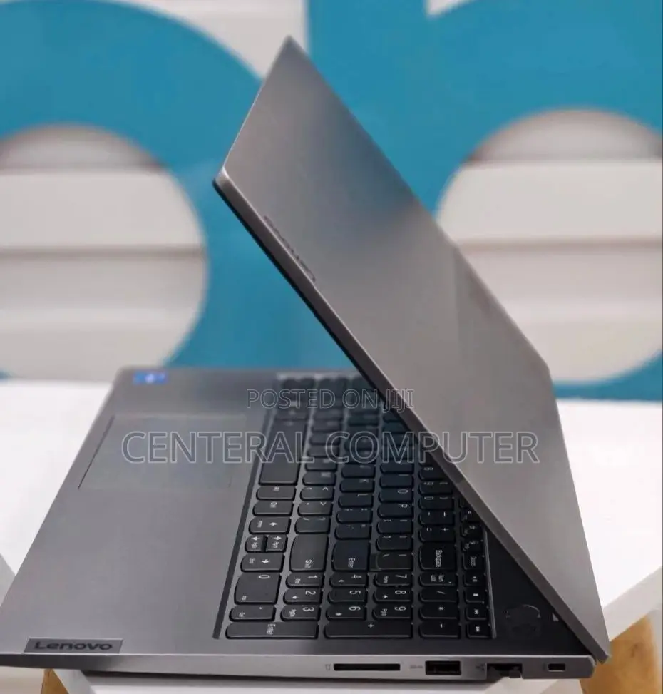 New Laptop Lenovo ThinkBook 15 16GB Intel Core I5 SSD 256GB