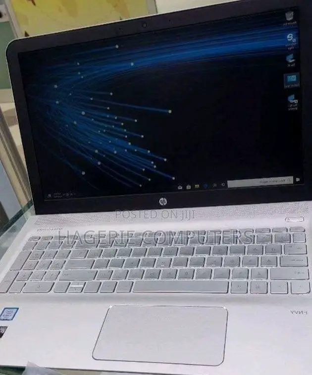New Laptop HP Envy 15 12GB HDD+SSD 1.5T