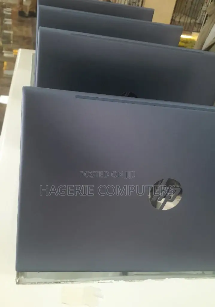 New Laptop HP Pavilion 15 8GB AMD Ryzen 5 SSD 512GB