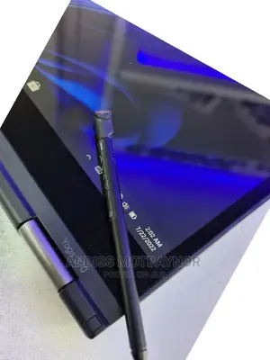 New Laptop Lenovo ThinkPad Yoga 370 8GB Intel Core i5 SSD 512GB