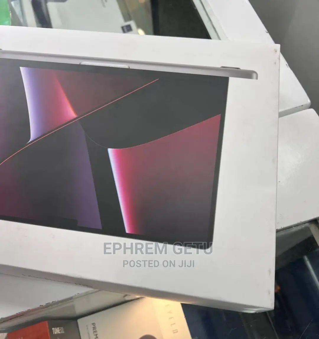 New Laptop Apple MacBook 2010 16GB Apple M2 SSD 512GB