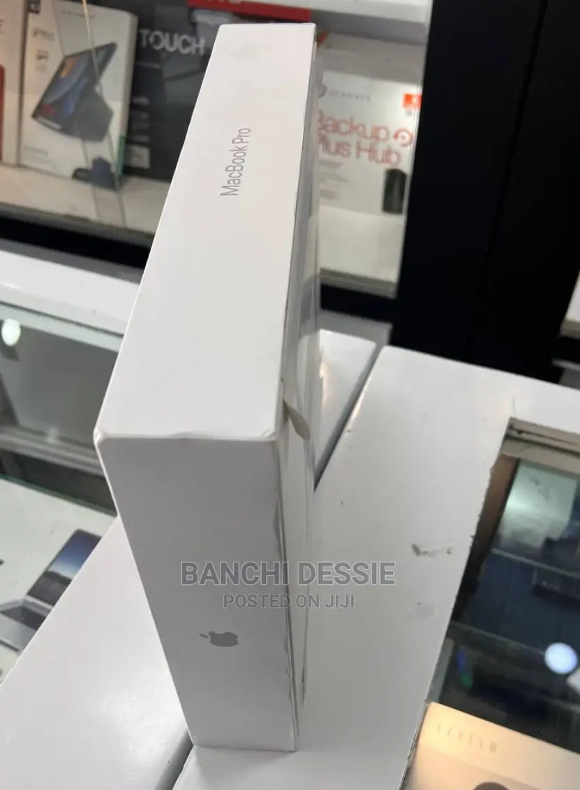 New Laptop Apple MacBook Pro 2023 M2 16GB Apple M2 SSD 512GB